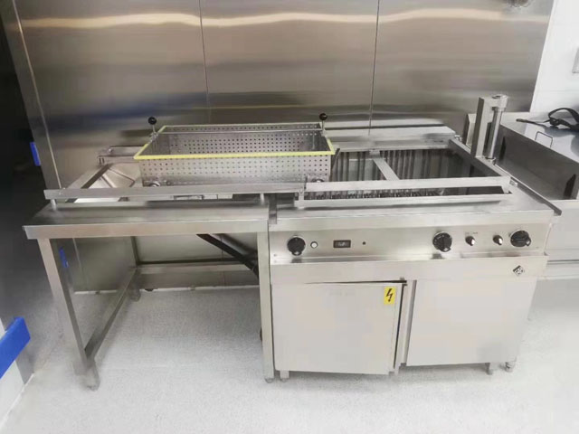 不锈钢厨房设备和水池工作台  不锈钢食品生产工作台 不锈钢厨具 厨房工程设备 第1张